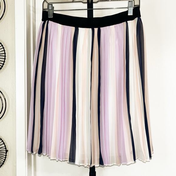 NWOT Elle Pleated Elastic Waist Skirt- Purple Stripe, Size S - Picture 1 of 5